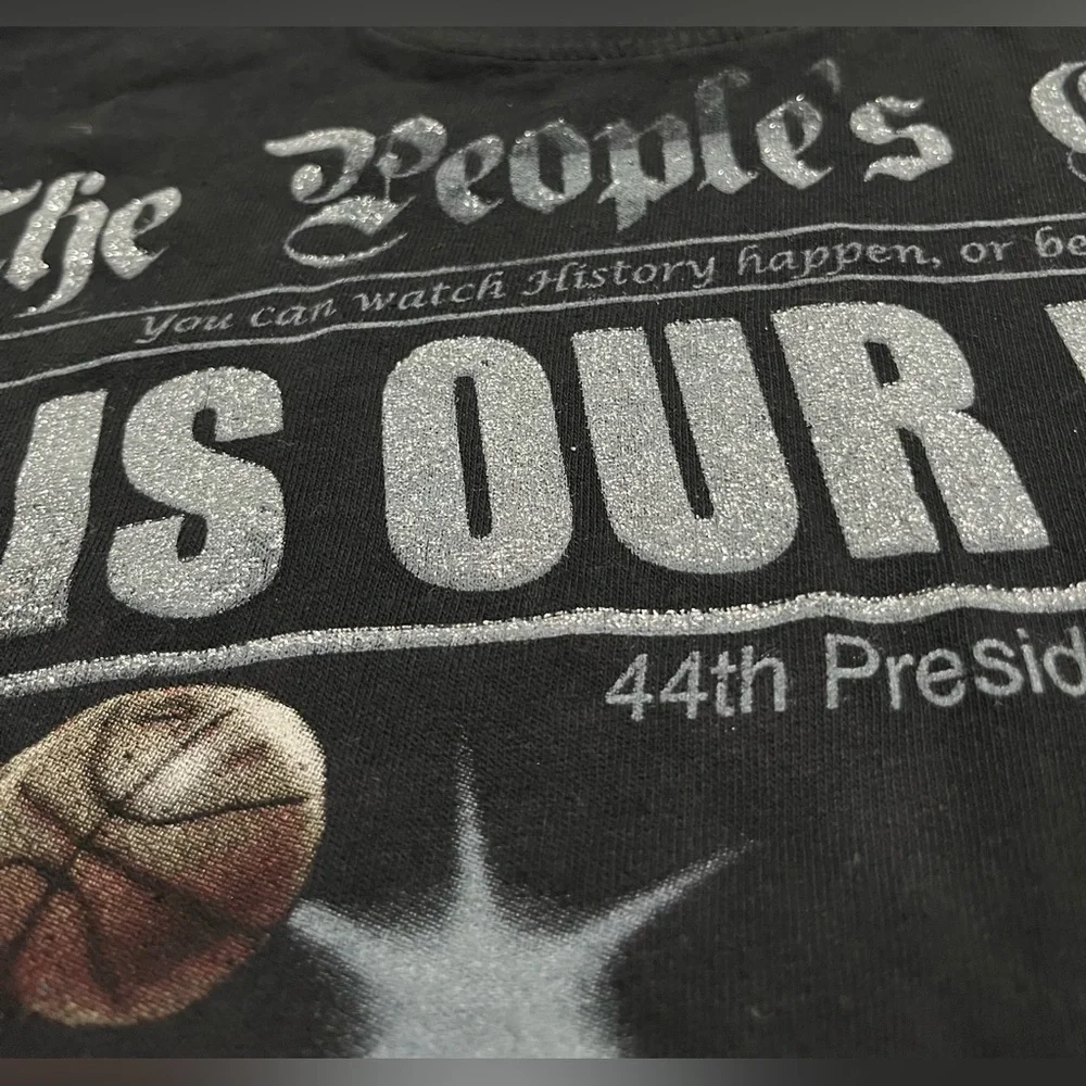 Vintage Graphic “Barack Obama Dunk” Tee To
Commemorate 44th President 1/20/09 - Picture 7 of 12